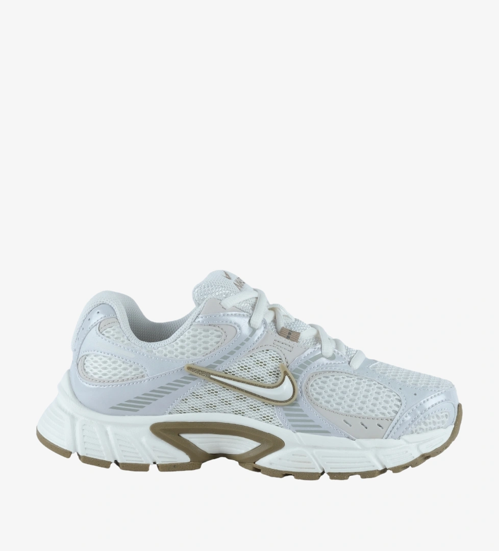 Nike V5 Runner Kadın Beyaz Spor Ayakkabı (HQ7901-115)