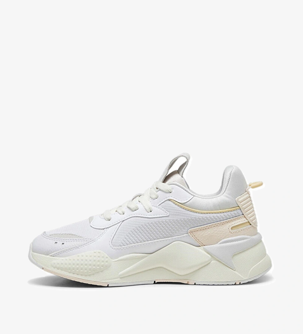 Puma Puma RS-X Soft Kadın Beyaz Spor Ayakkabı model görseli