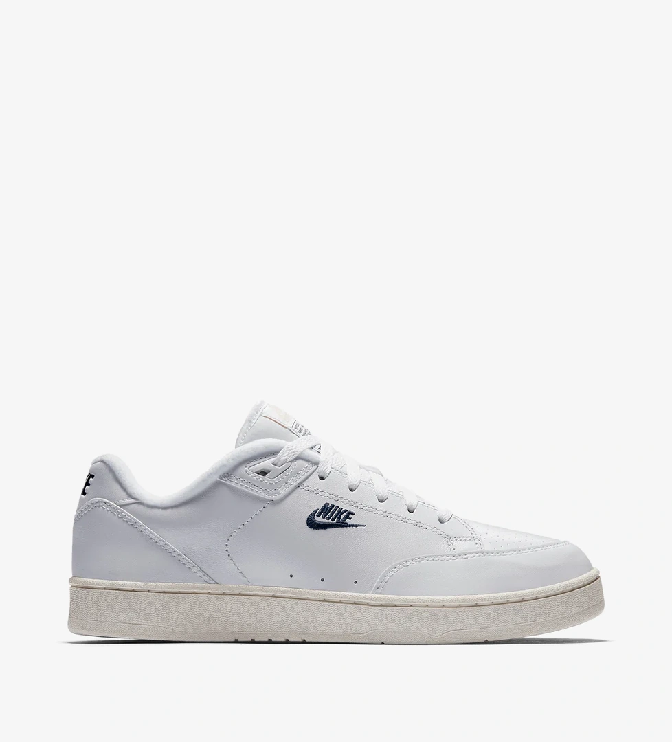 Nike Grandstand II