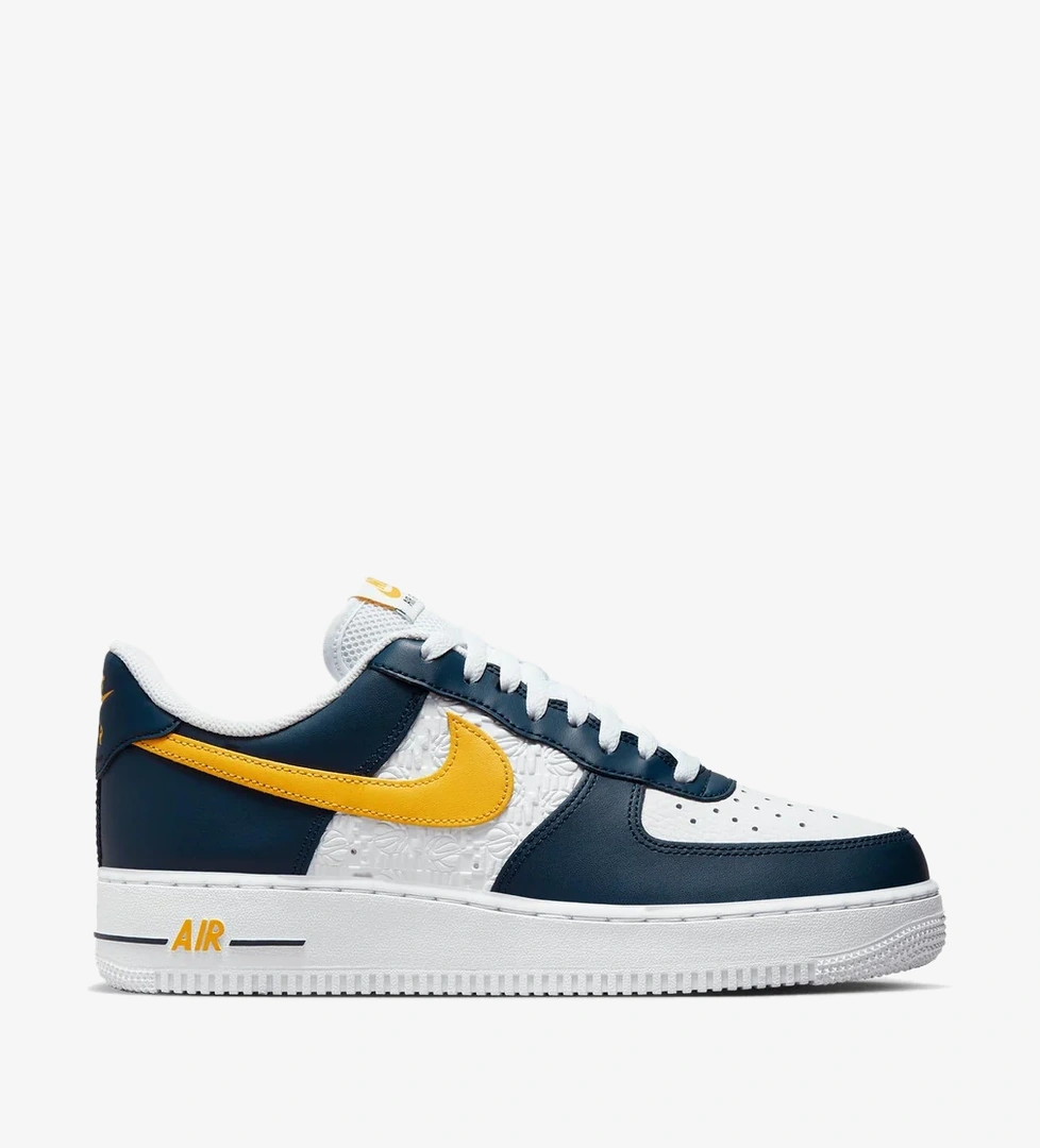 Nike Nike Air Force 1 '07 model görseli