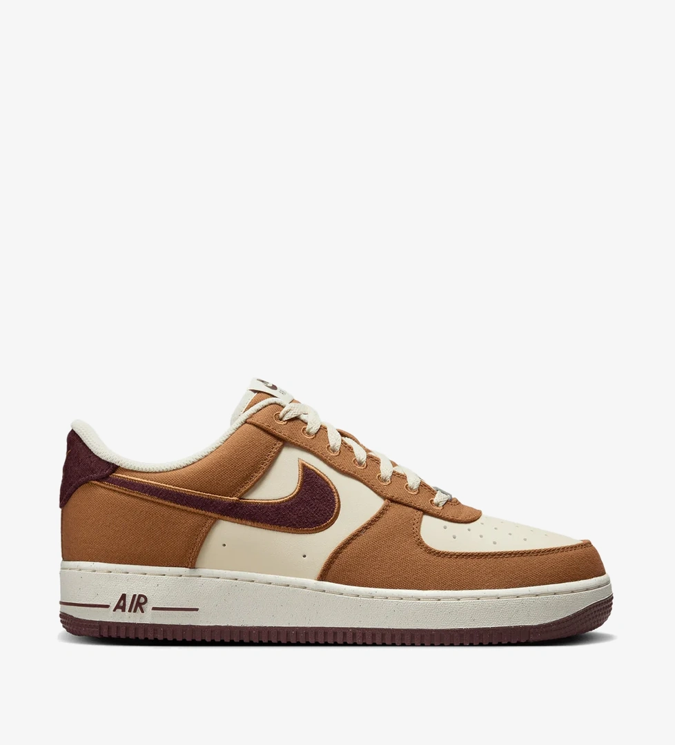 Nike Air Force 1 '07 Lv8