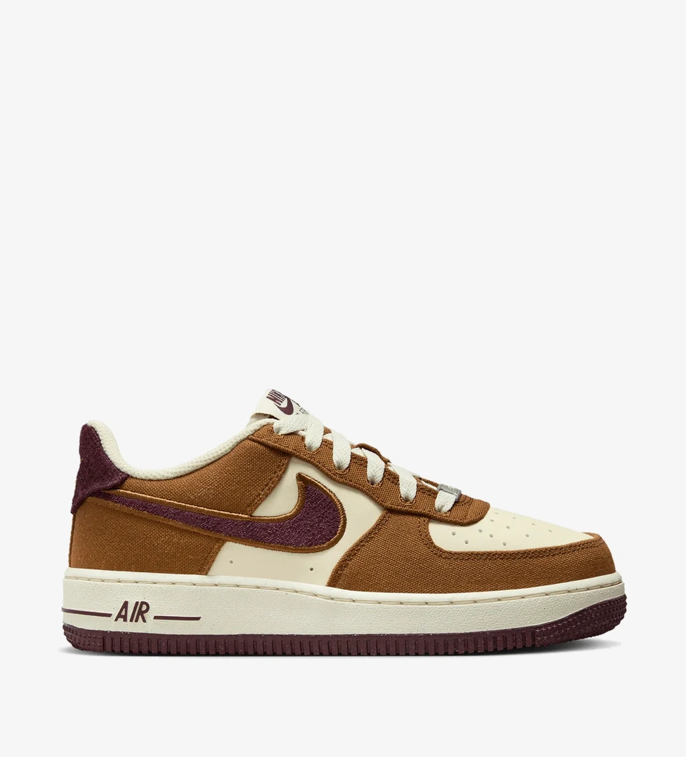Nike Nike Air Force 1 Lv8 (gs) model görseli
