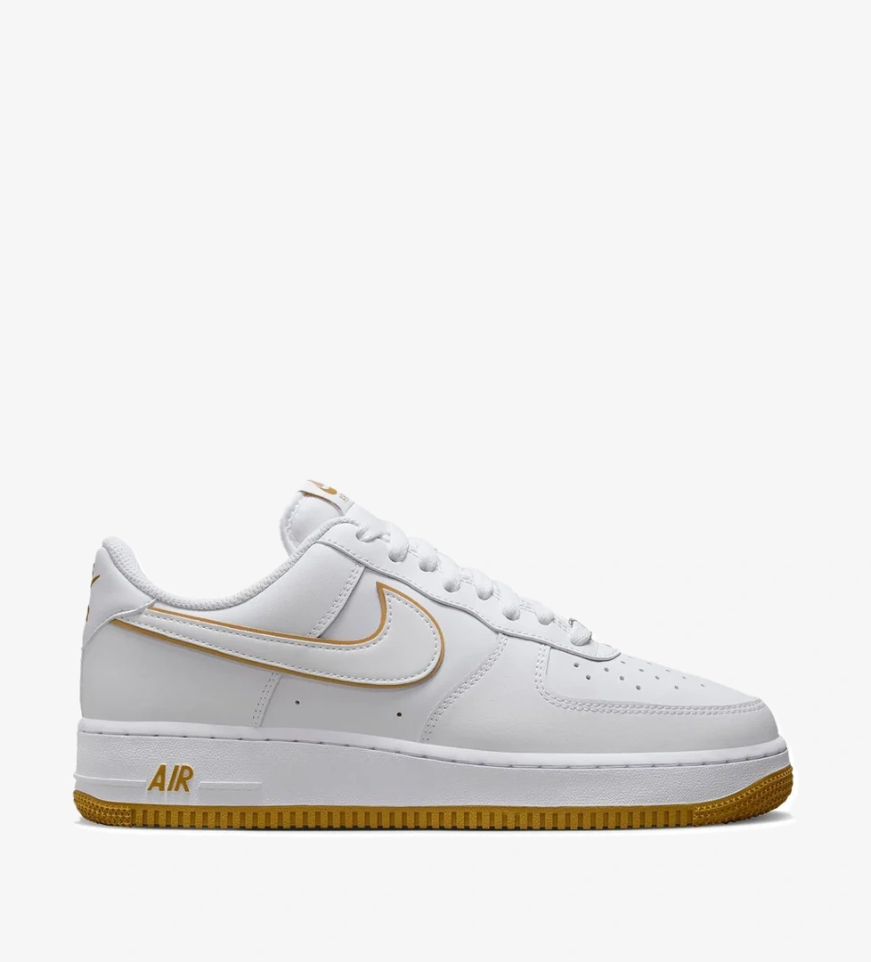 Nike Nike Air Force 1 '07 model görseli