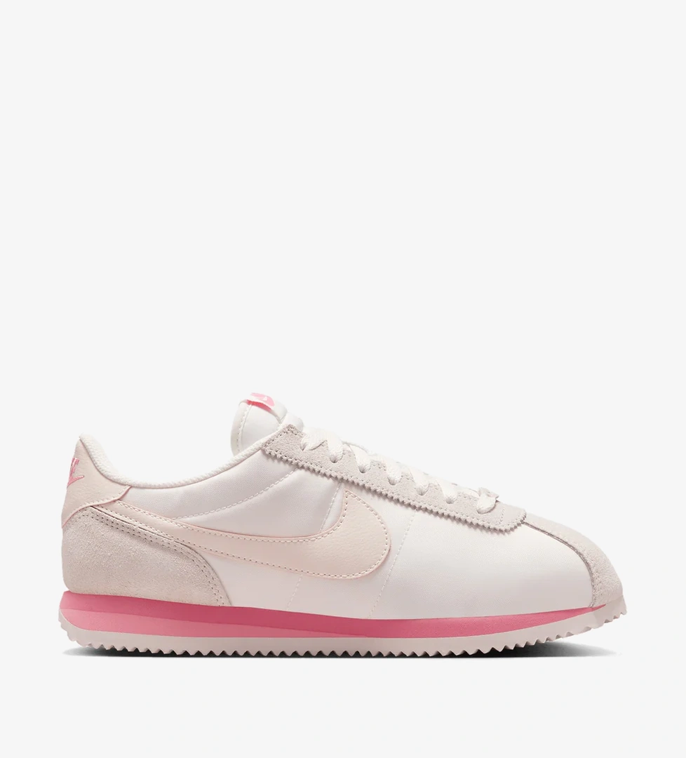 Nike Nike Cortez model görseli