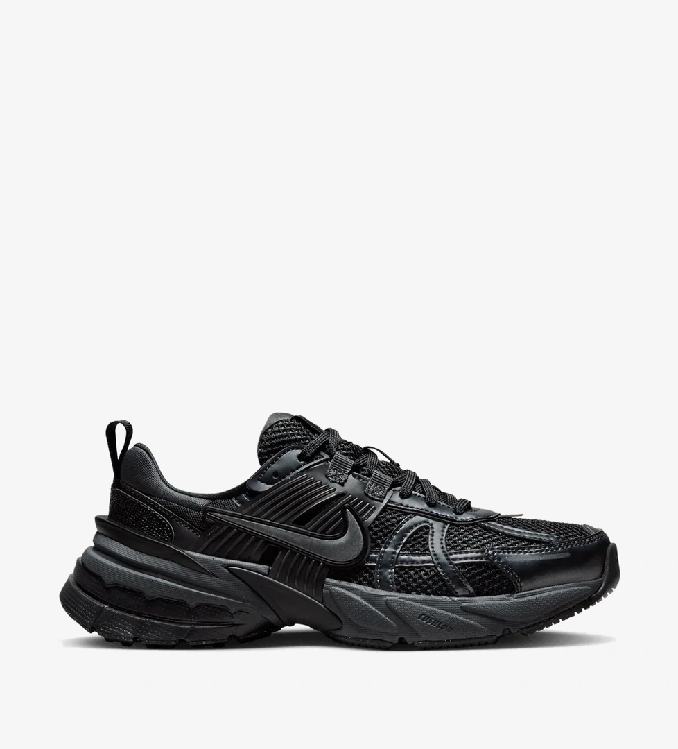 Nike Nike V2k Run model görseli