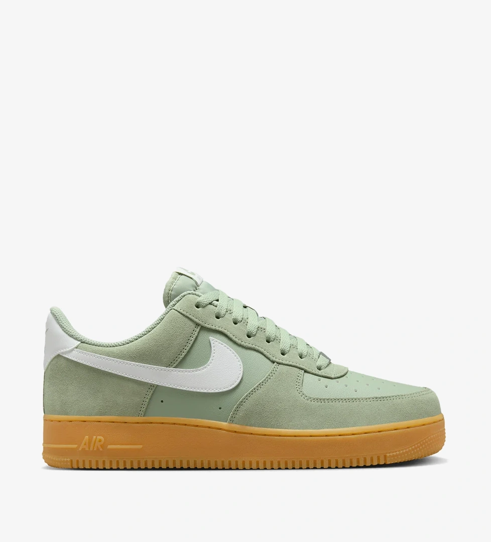 Nike Nike Air Force 1 '07 Lv8 model görseli