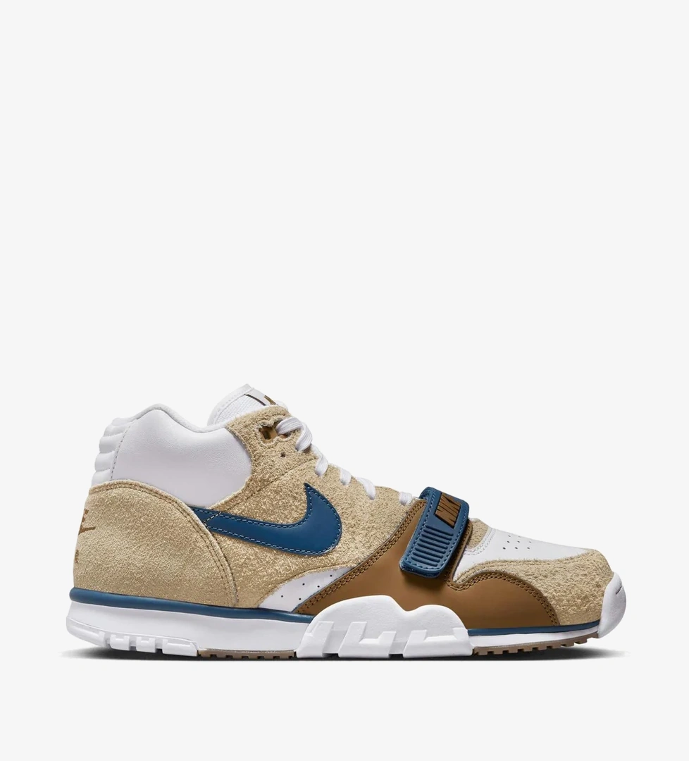 Nike Nike Air Trainer 1 model görseli
