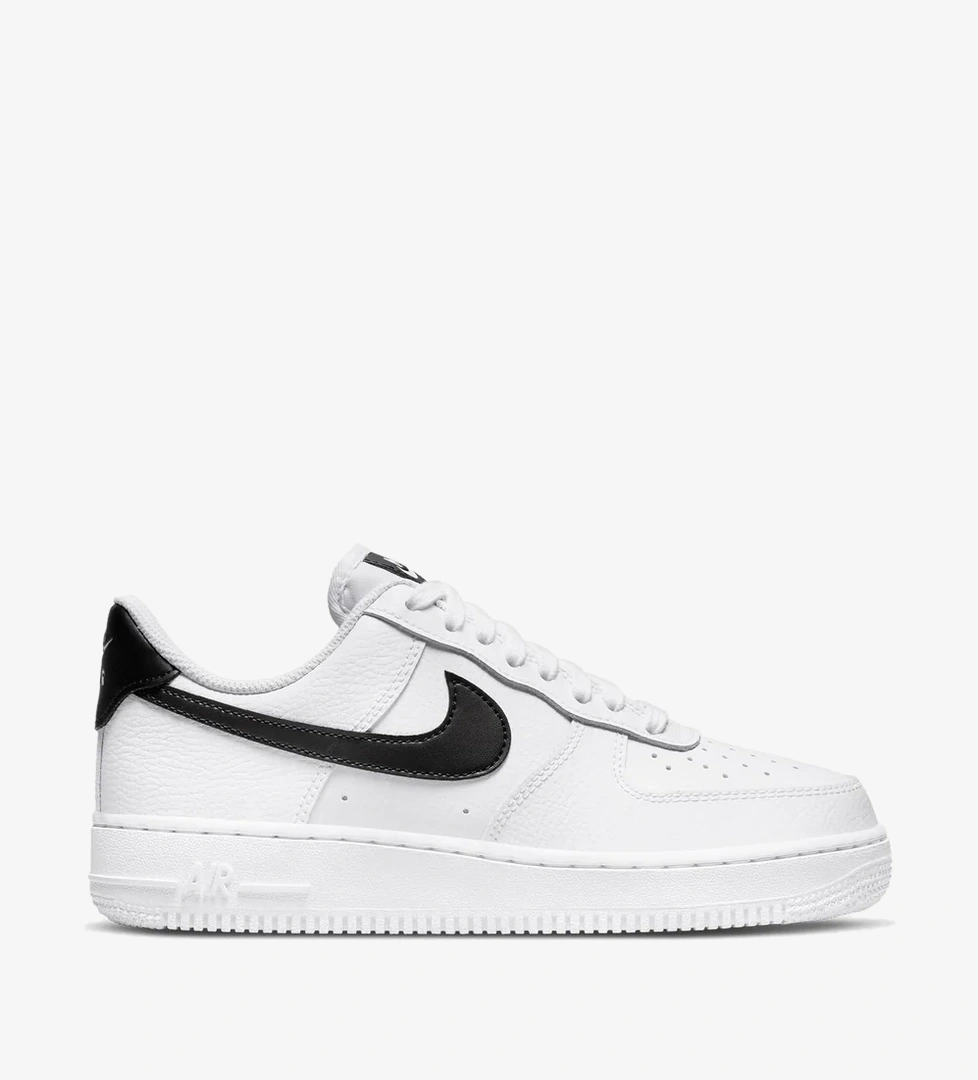 Nike Air Force 1 '07