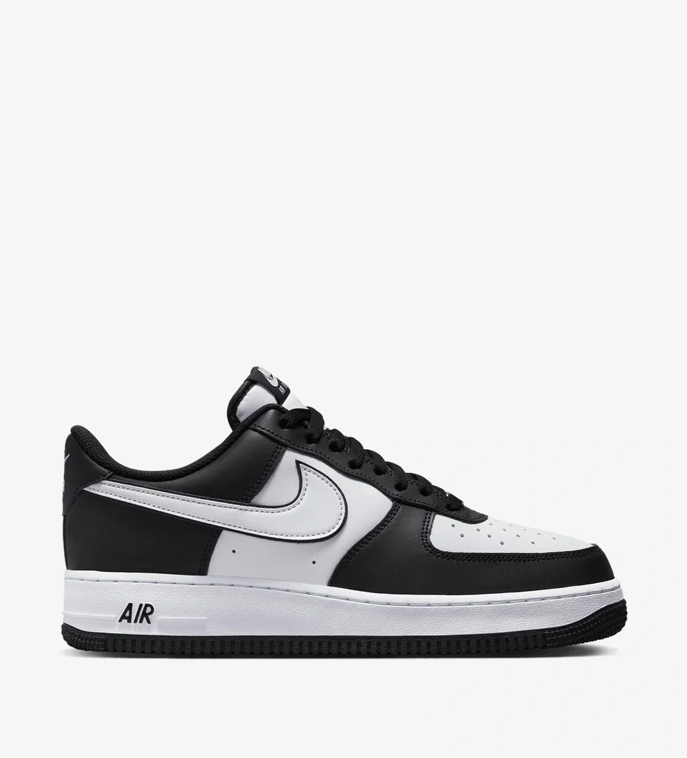 Nike Air Force 1 '07