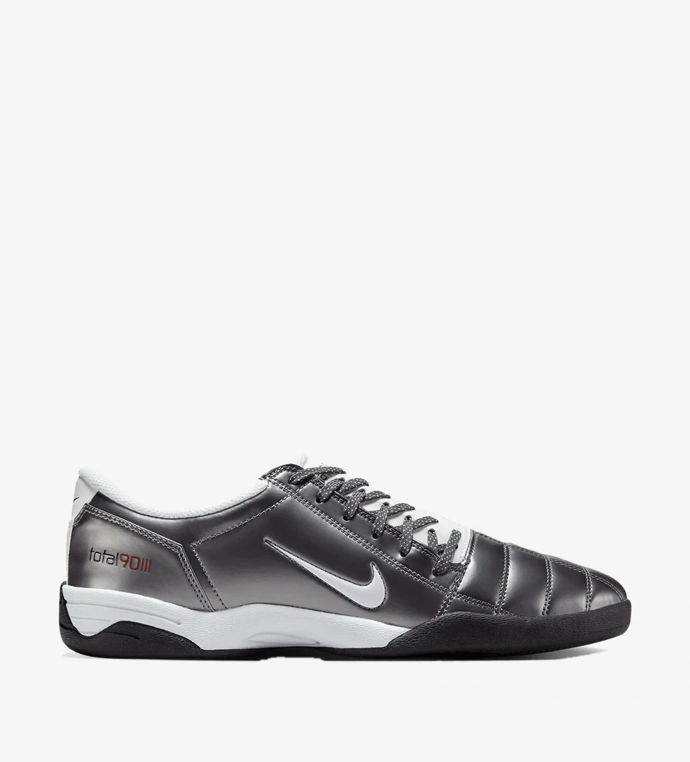 Nike Total 90