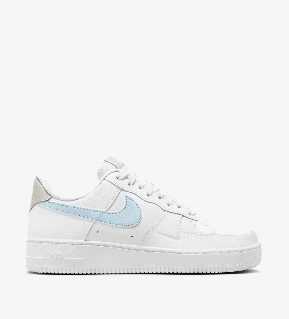 Nike Nike Air Force 1 '07 model görseli