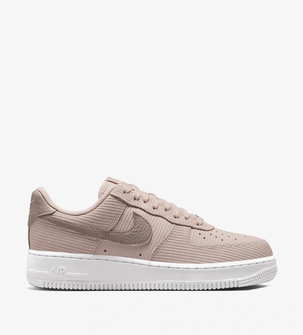 Nike Pembe Nike Air Force 1