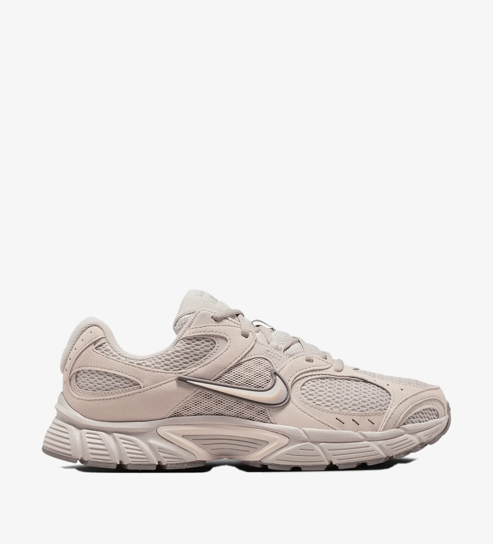 Nike Bej Nike V5