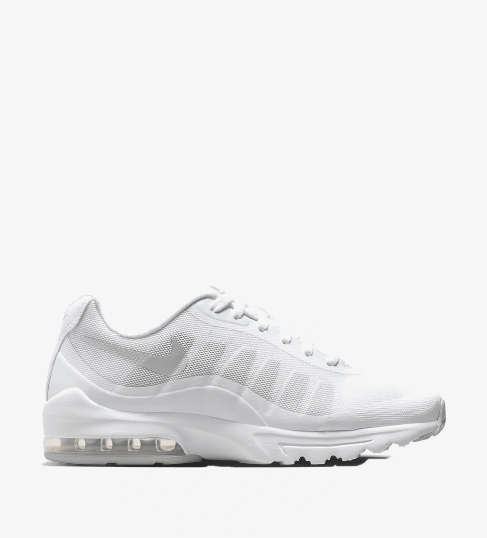 Nike Beyaz Nike Air Max Invigor