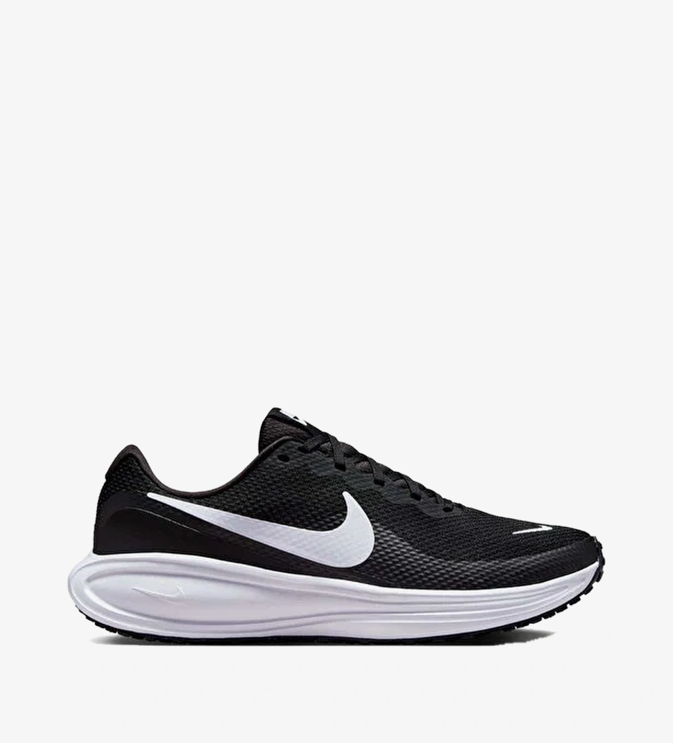 Nike Revolution 8
