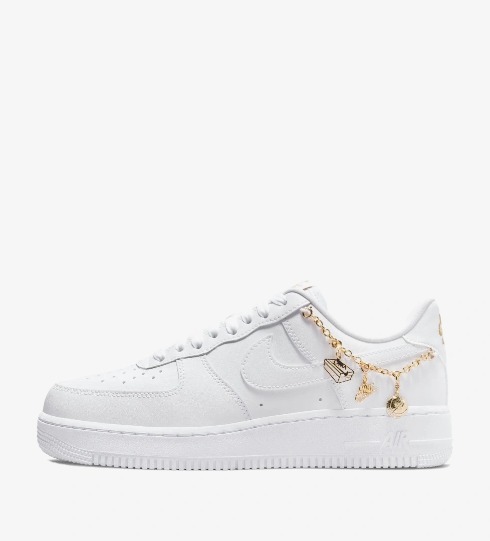 Nike Beyaz Nike Air Force 1 LX