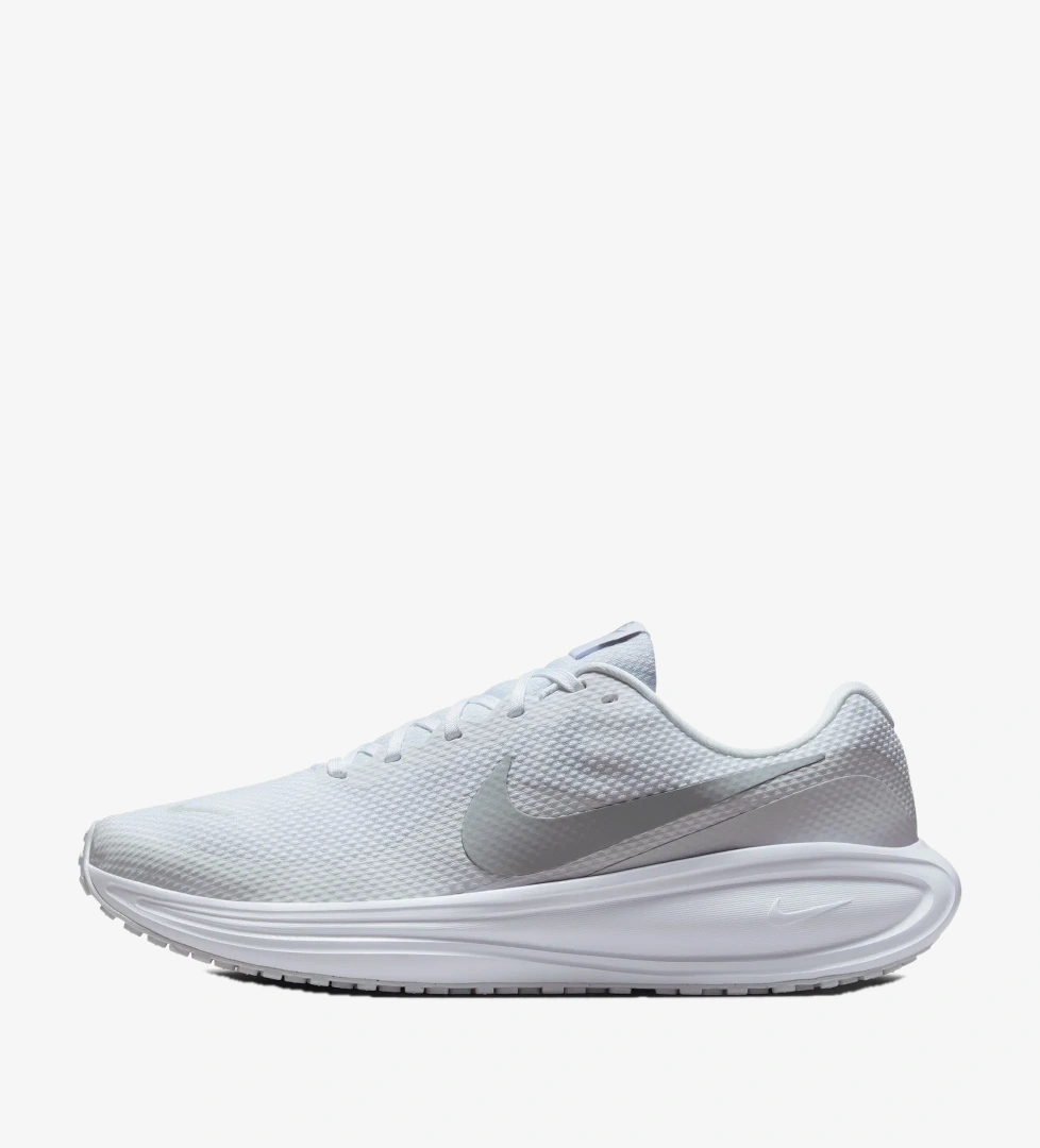 Nike Beyaz Nike Revolution 8