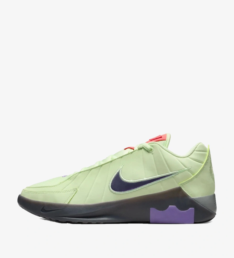 Nike Yeşil Nike Lebron Witness