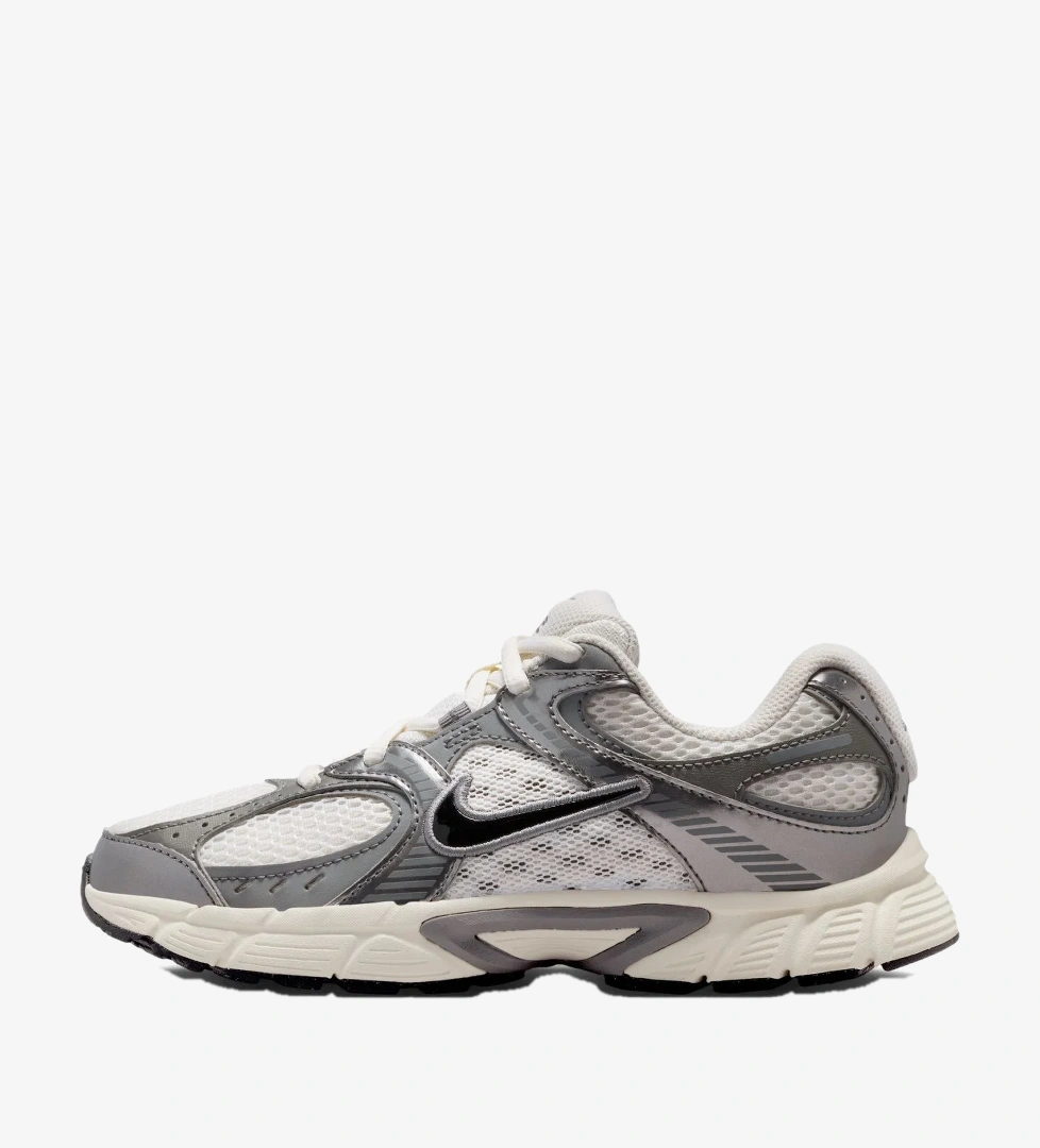 Nike Gri Nike V5