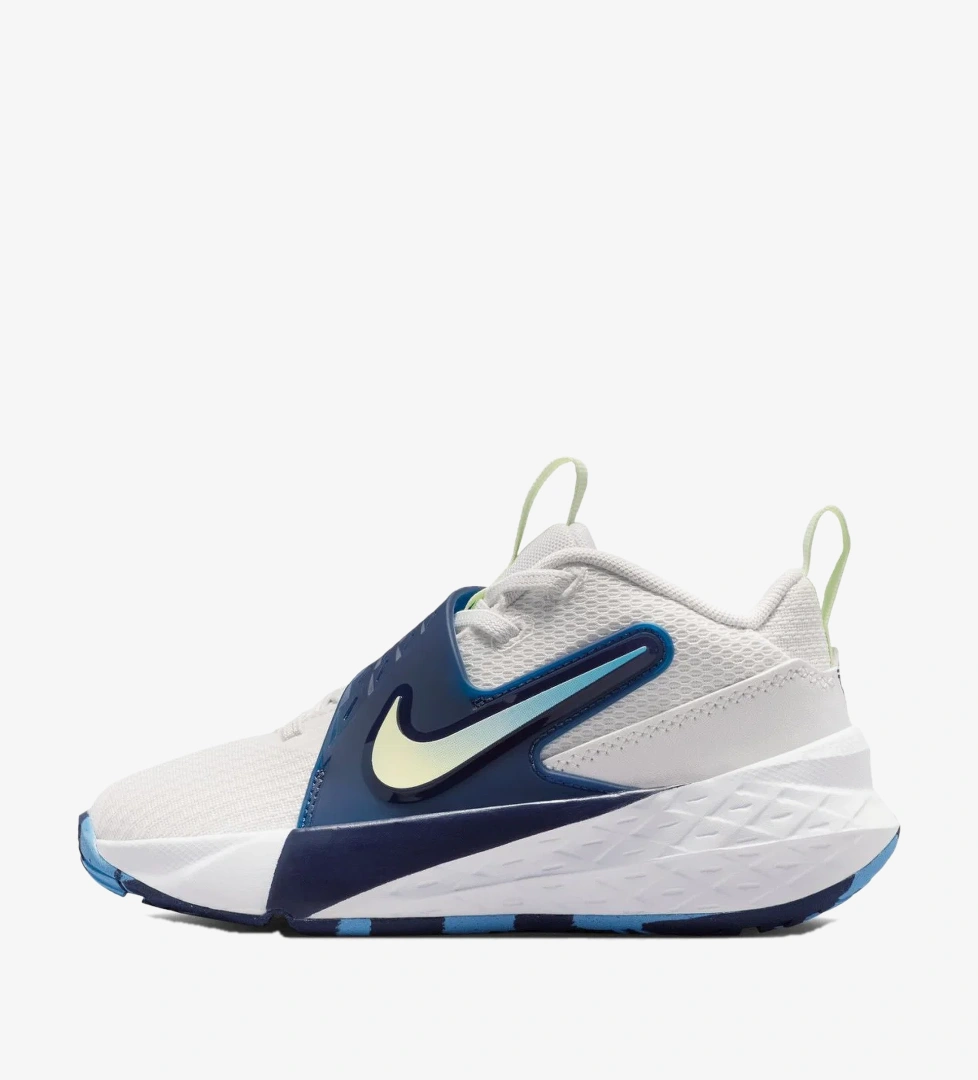 Nike Beyaz Nike Team Hustle