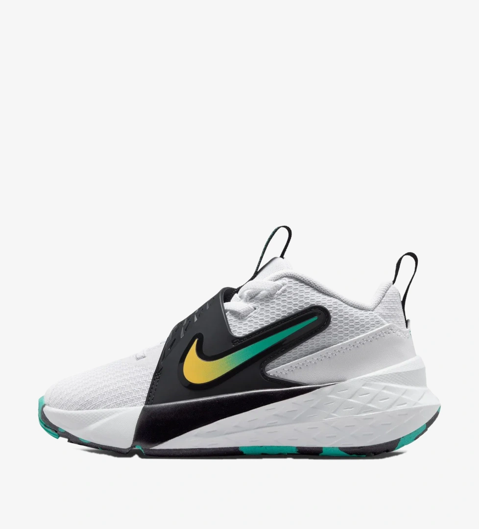Nike Beyaz Nike Team Hustle