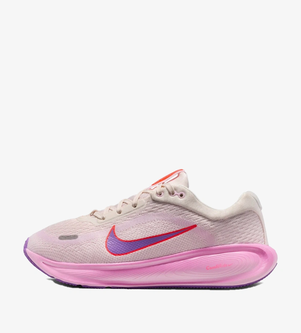 Nike Beyaz Nike Stellar