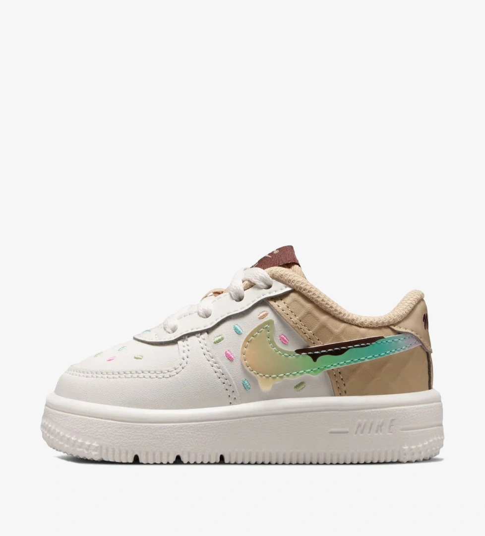 Nike Beyaz Nike Force 1