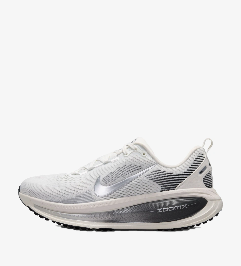Beyaz Nike Vomero