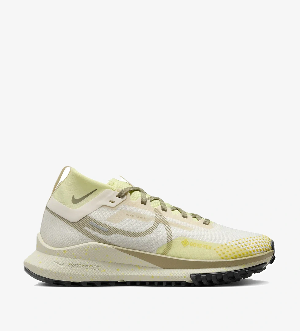 Nike W React Pegasus Trail 4 Gore-tex Kadın Bej Koşu Ayakkabısı DJ7929-101 model görseli
