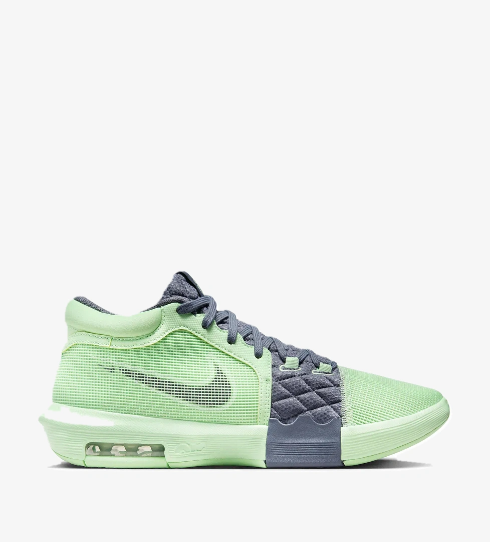 Lebron Witness VIII Erkek Yeşil Basketbol Ayakkabısı FB2239-300