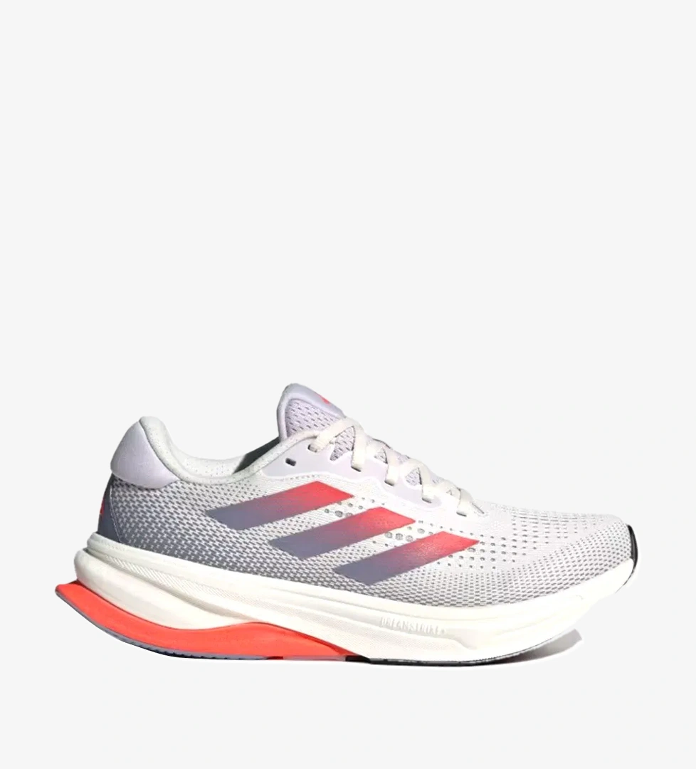 Adidas Supernova Solution Kadın Beyaz Koşu Ayakkabısı IG5851 model görseli
