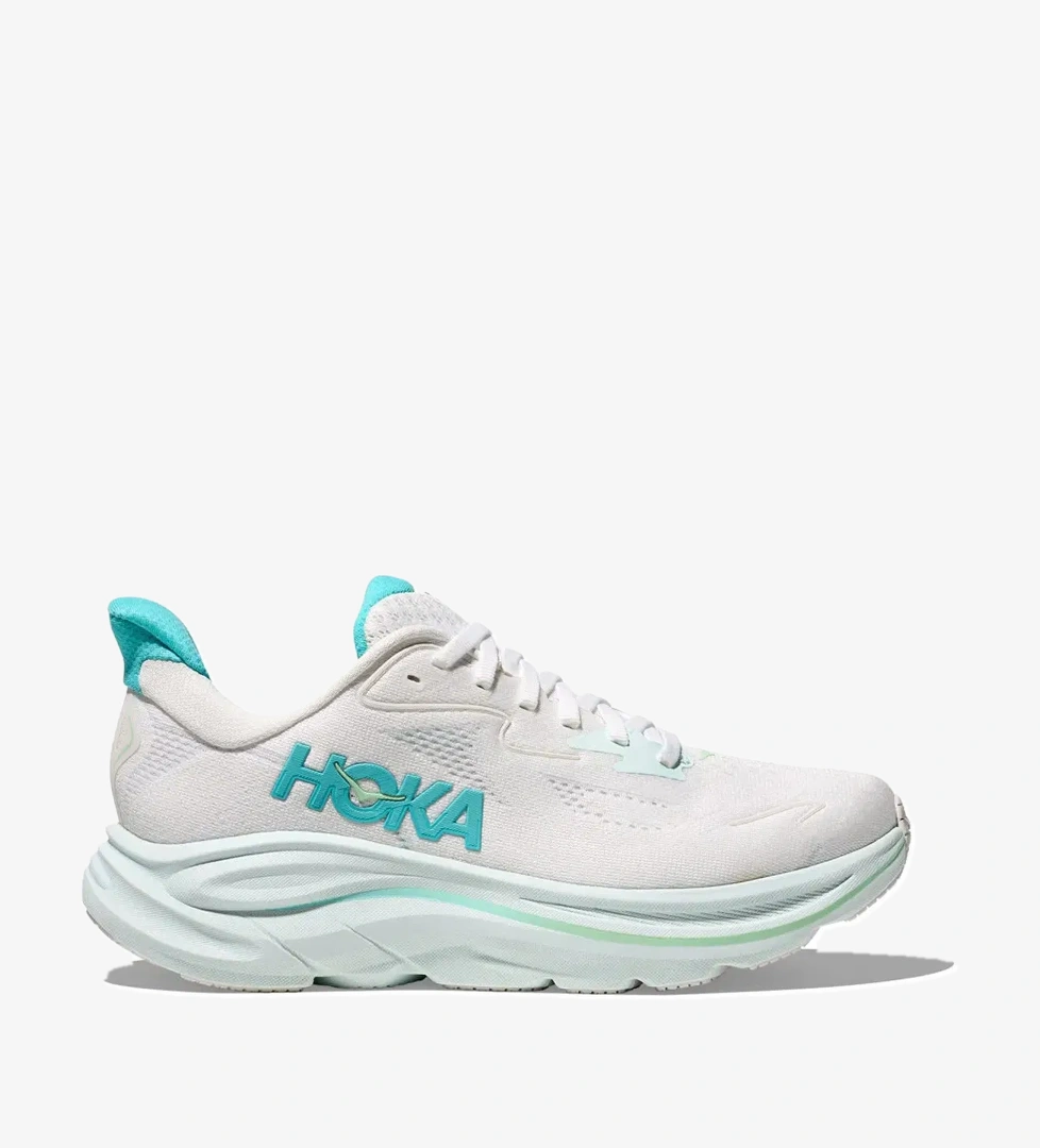 Hoka Hoka Clifton 10 Kadın Beyaz Yol Koşu Ayakkabısı model görseli