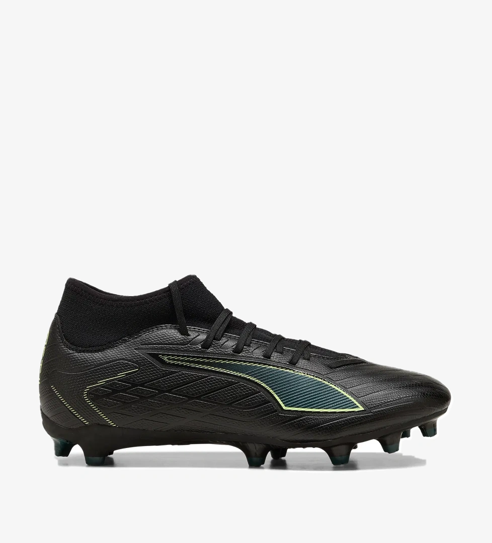 Puma Ultra 6 Play+ Fg/Ag Erkek Siyah Futbol Krampon 10854802 model görseli