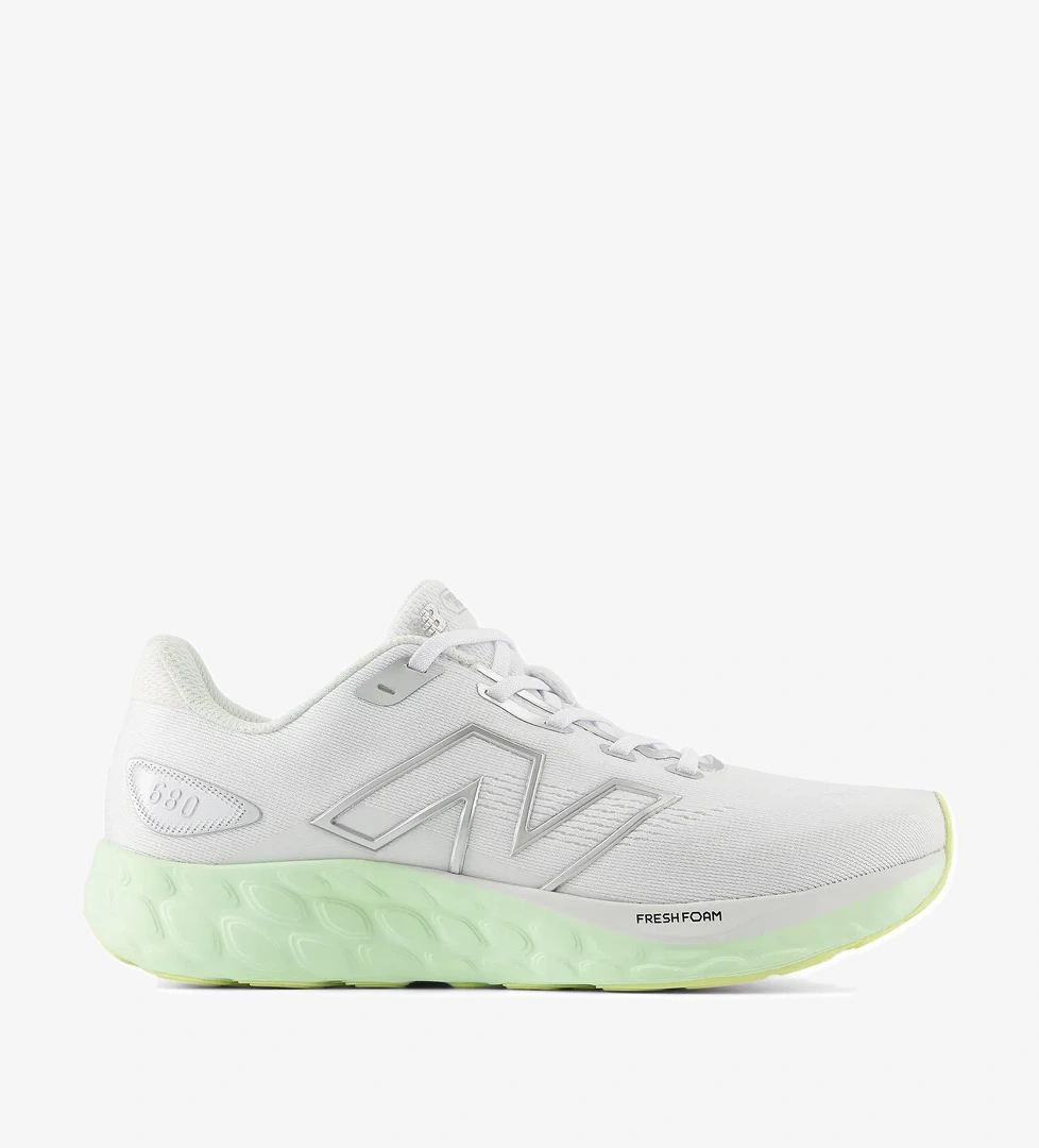 New Balance 680 Kadın Beyaz Koşu Ayakkabısı W680RM8 model görseli