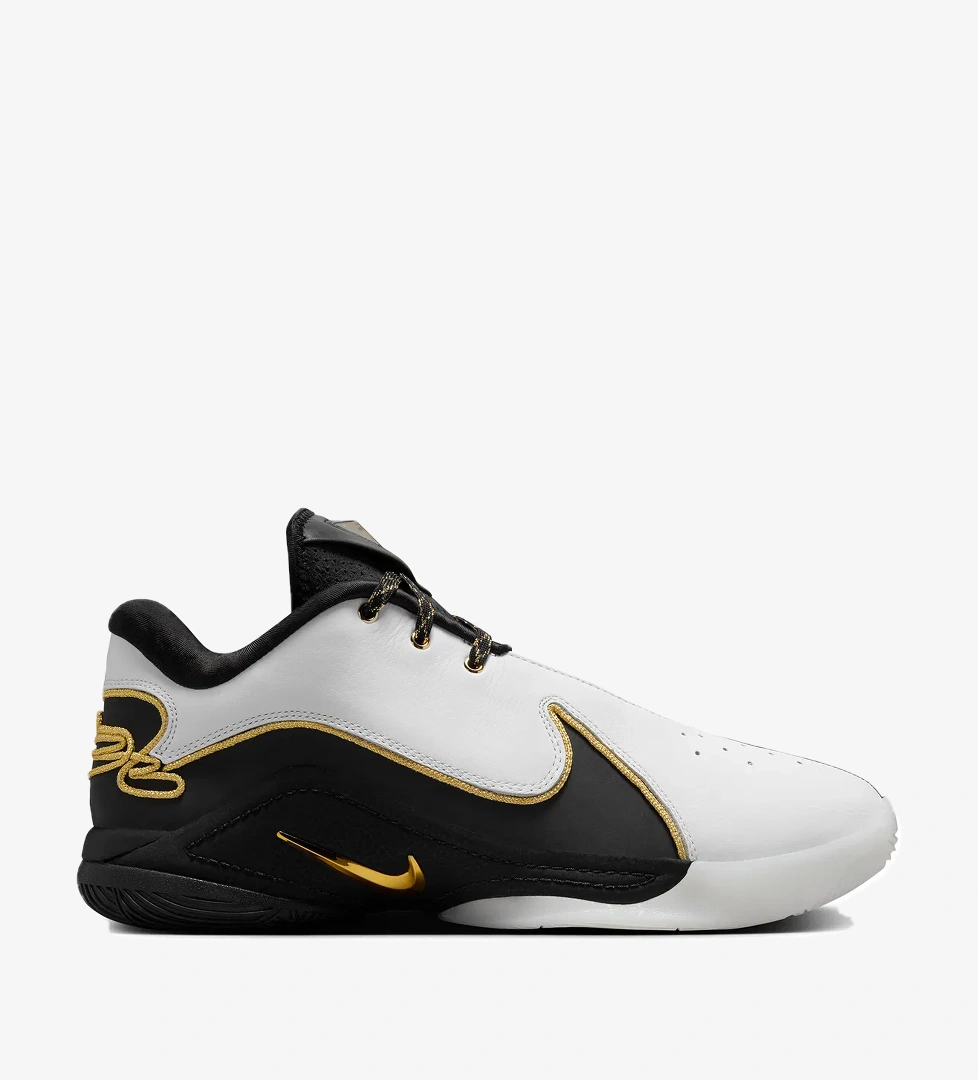 Nike Lebron XXII Erkek Beyaz Basketbol Ayakkabısı HV8454-100 model görseli