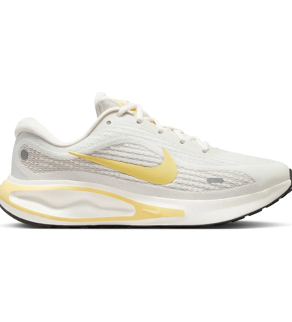 Nike Nike Journey Run Beyaz Kadın Koşu Ayakkabısı Fj7765-112 model görseli