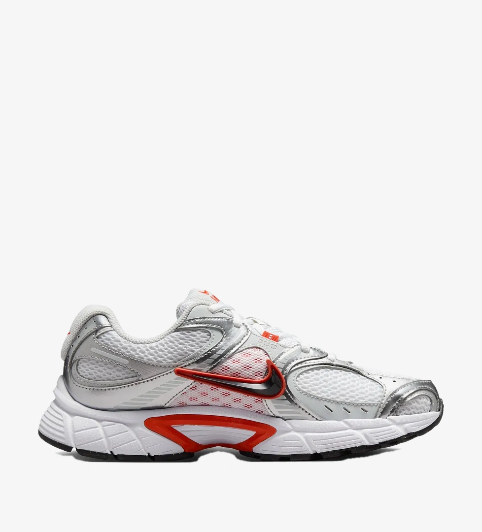 Nike Nike V5 Rnr Kadın Beyaz Sneaker Ayakkabı HQ7901-100 Sportive'de! Beyaz - 1. görsel