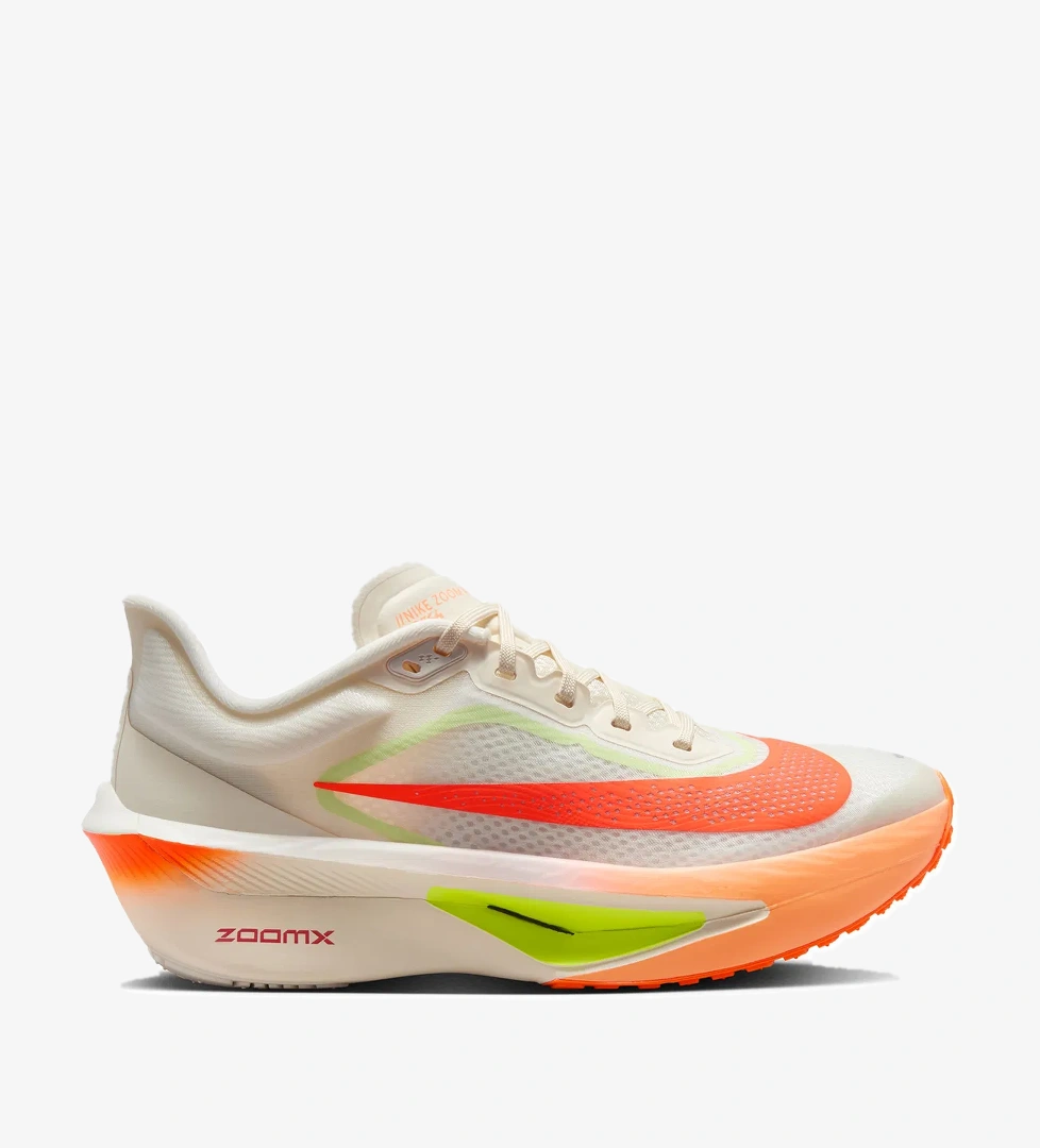Nike Zoom Fly 6 Kadın Bej Koşu Ayakkabısı FN8455-105 model görseli