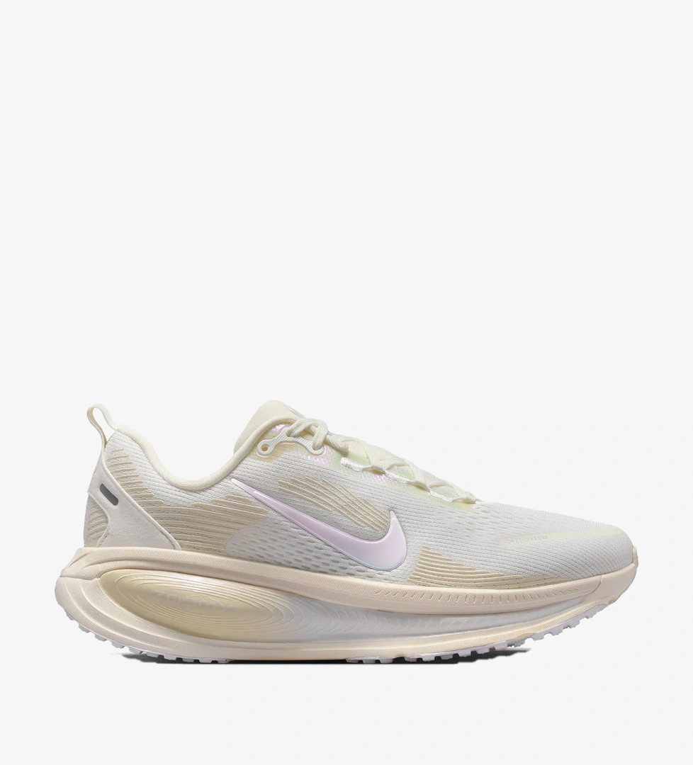 Nike Bej Nike Vomero 18