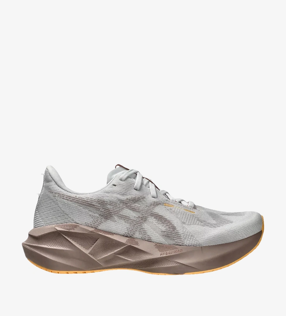 Asics Beyaz Asics Novablast 5