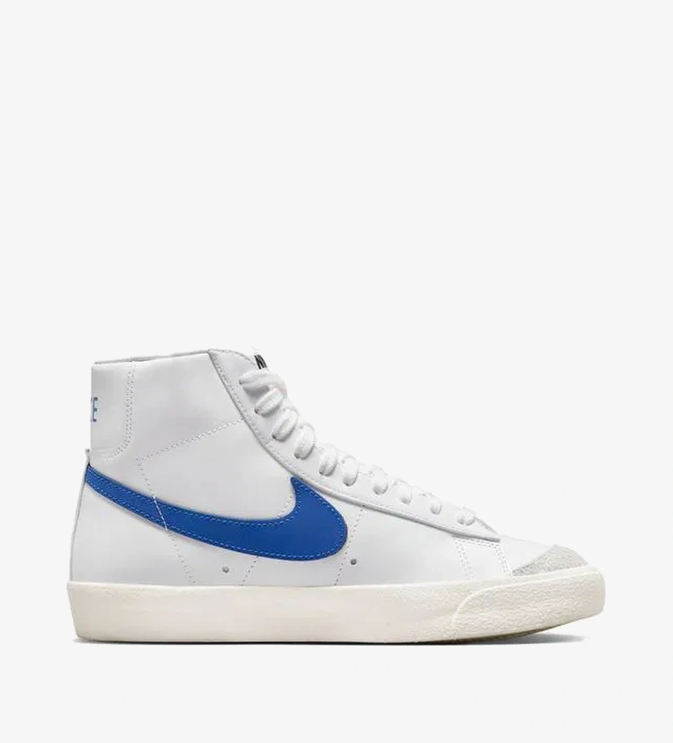 Nike Nike Blazer Mid '77 Unisex Beyaz Sneaker model görseli