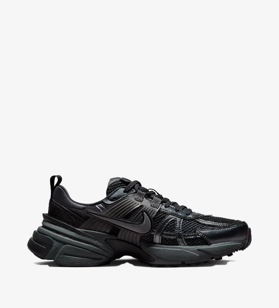Nike Nike V2K Run Kadın Siyah Sneaker SuperStep'te! Siyah - 1. görsel