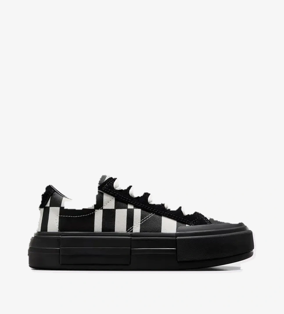 Converse Converse Chuck Taylor All Star Cruise Unisex Siyah Sneaker model görseli