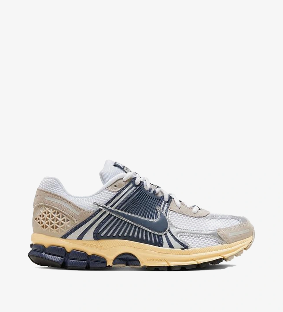 Nike Beyaz Nike Zoom Vomero