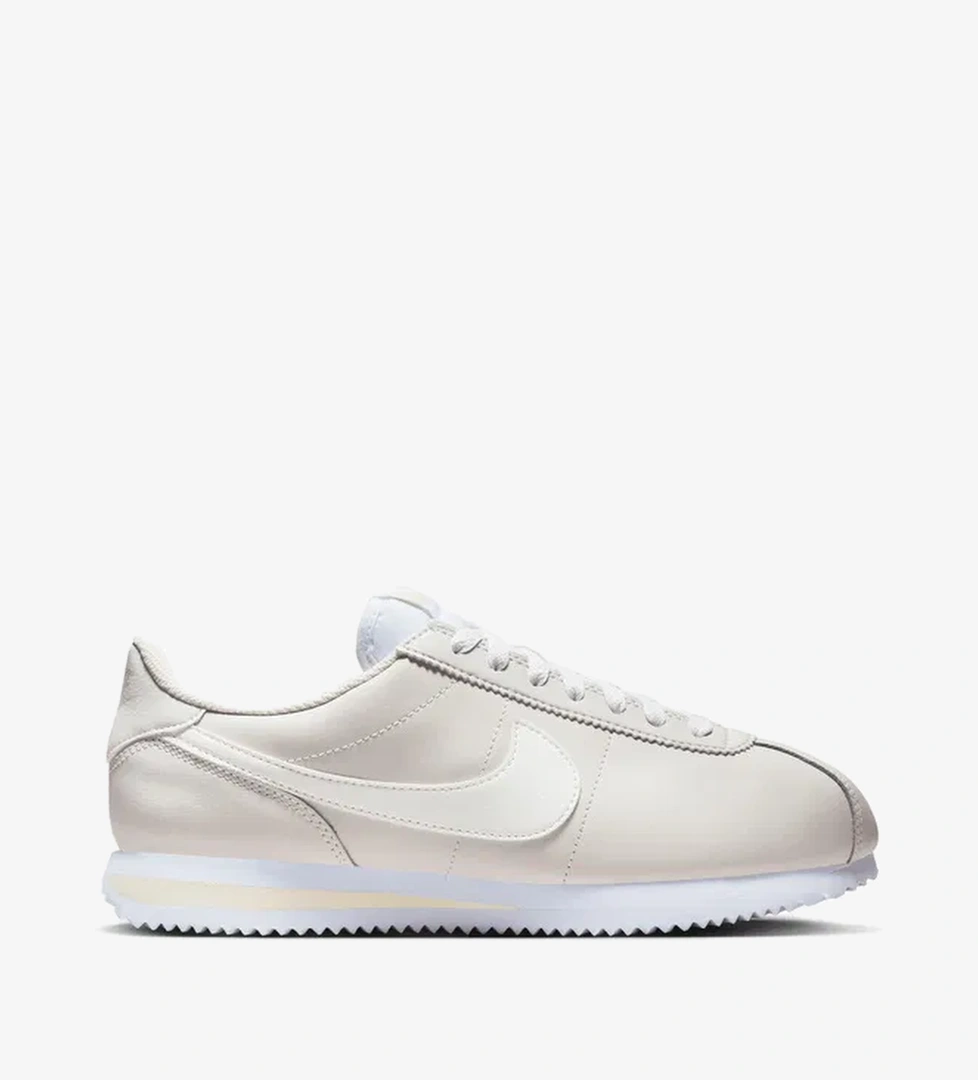 Nike Cortez Kadın Beyaz Sneaker - Görsel 1