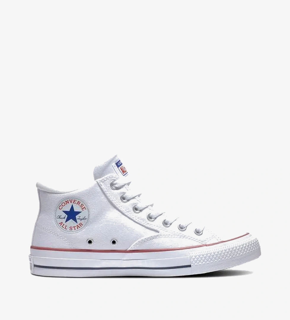 Beyaz Converse Chuck Taylor
