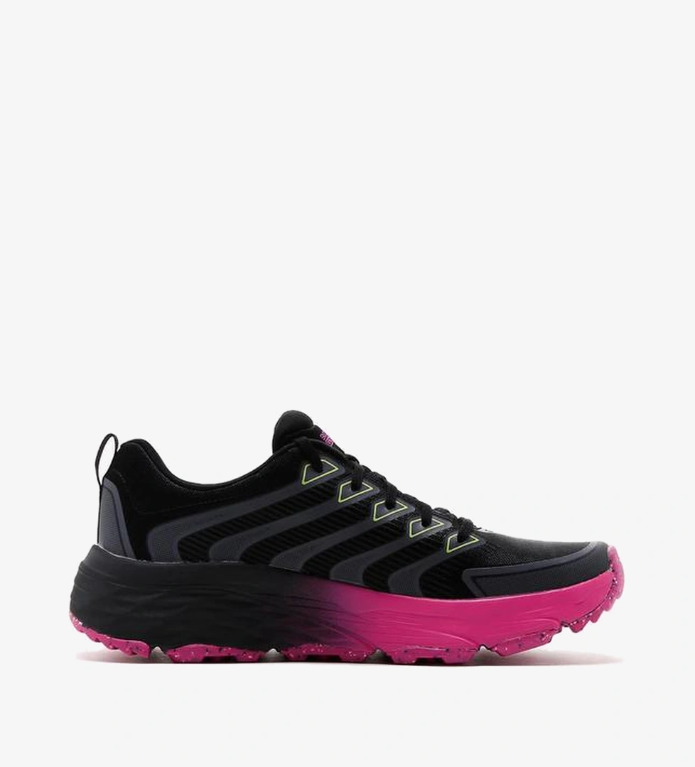 Skechers Skechers Max Cushioning Elite Trail Kadın Siyah Spor Ayakkabı model görseli