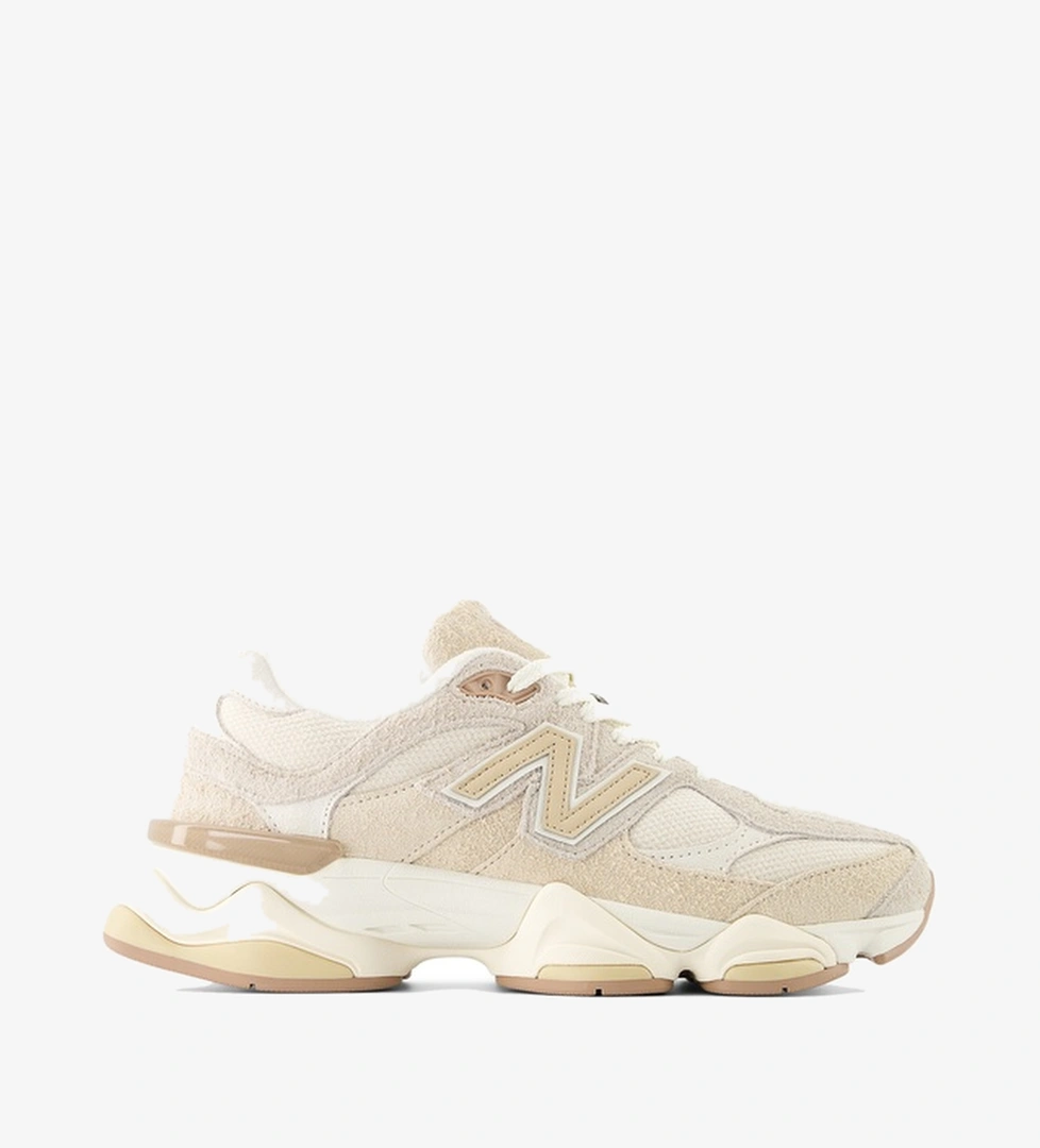 New Balance New Balance 9060 Lifestyle Kadın Bej Spor Ayakkabı model görseli