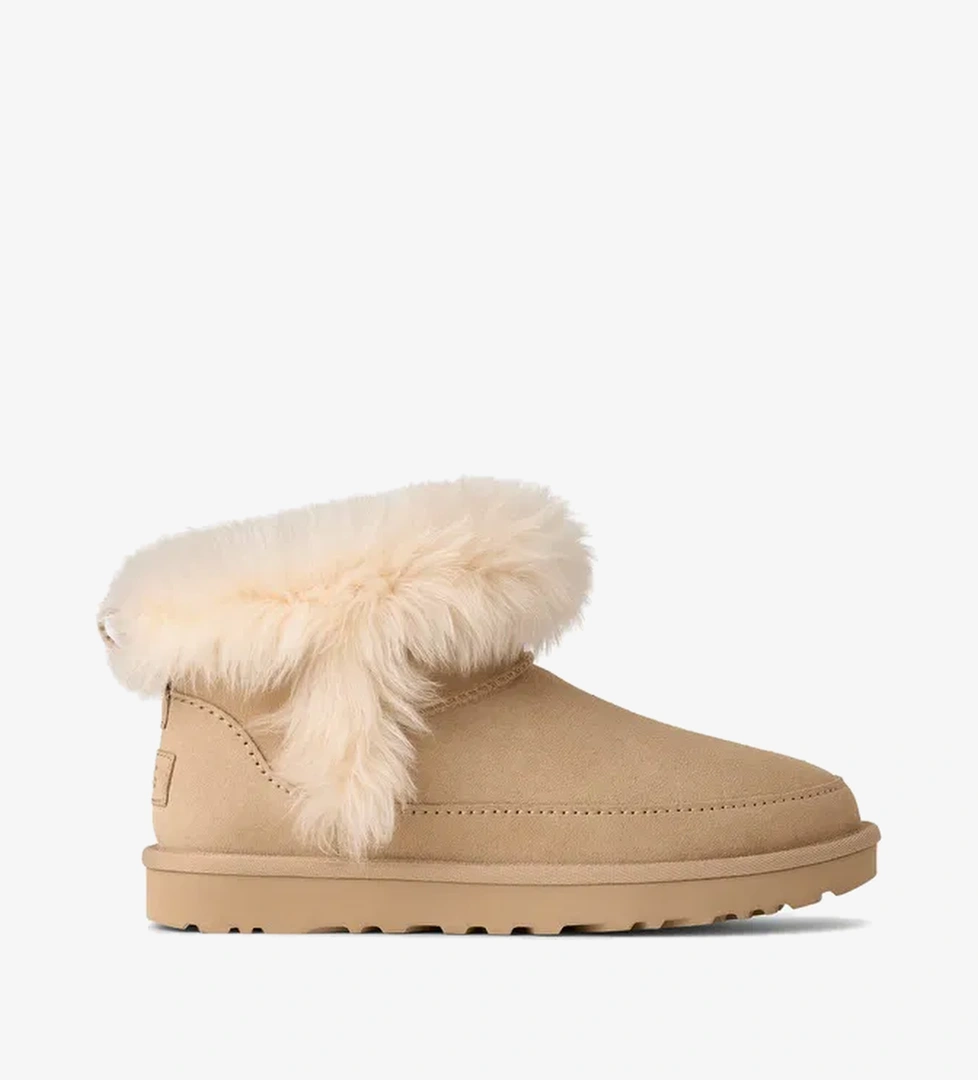UGG Classic Ultra Mini Chalet Kadın Bej Bot - Görsel 1
