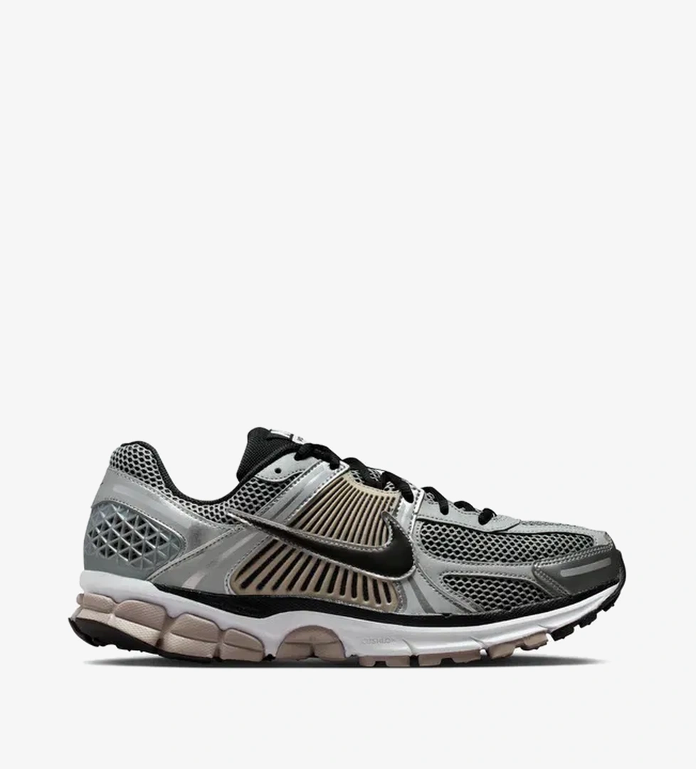 Nike Zoom Vomero 5 Metallic Silver College Erkek Gri Spor Ayakkabı